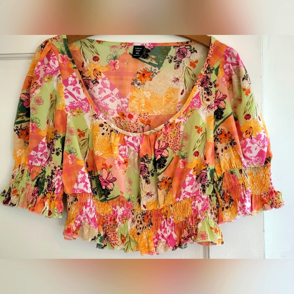 Shein Curve Crop top